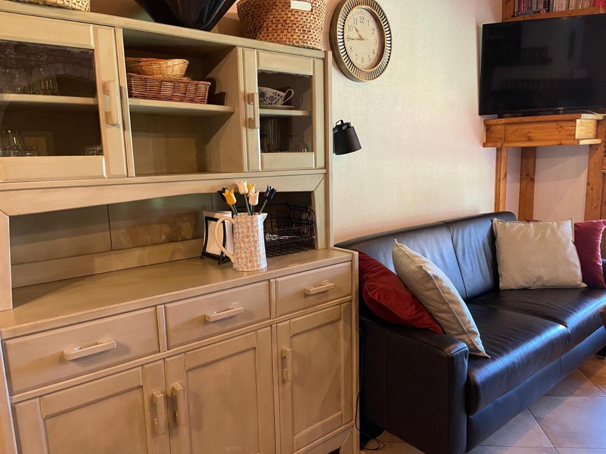 Osupyne Apartment Sventoji Luaran gambar